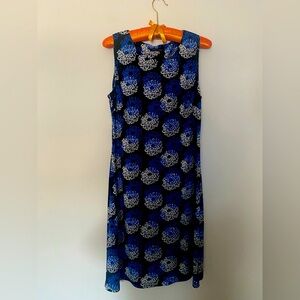 Sleeveless professional work dress